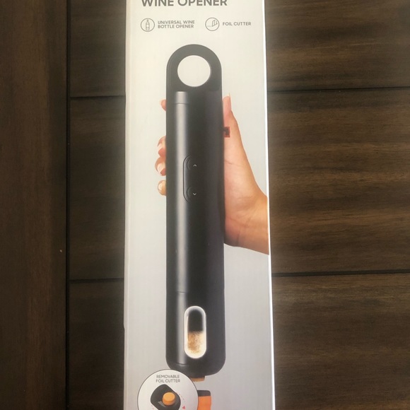 Electric wine opener - Picture 3 of 3